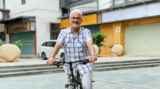 第二十六期 | Zvika Frank：天生使命感的舞者，用藝術(shù)療法治愈心靈創(chuàng)傷